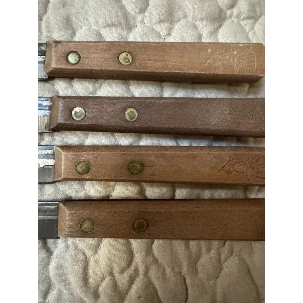 Vintage Armstrong Forge Steak Knives Set of 4 Wood Handles Colonial Minuteman US